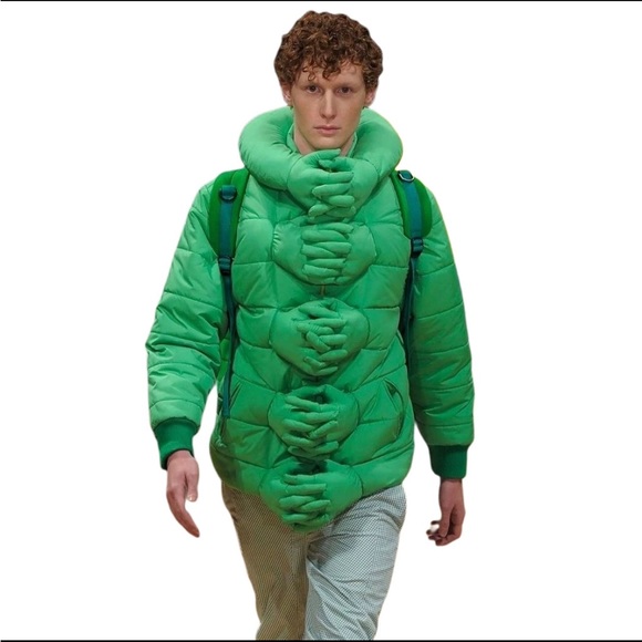 Hands style puffer jacket
